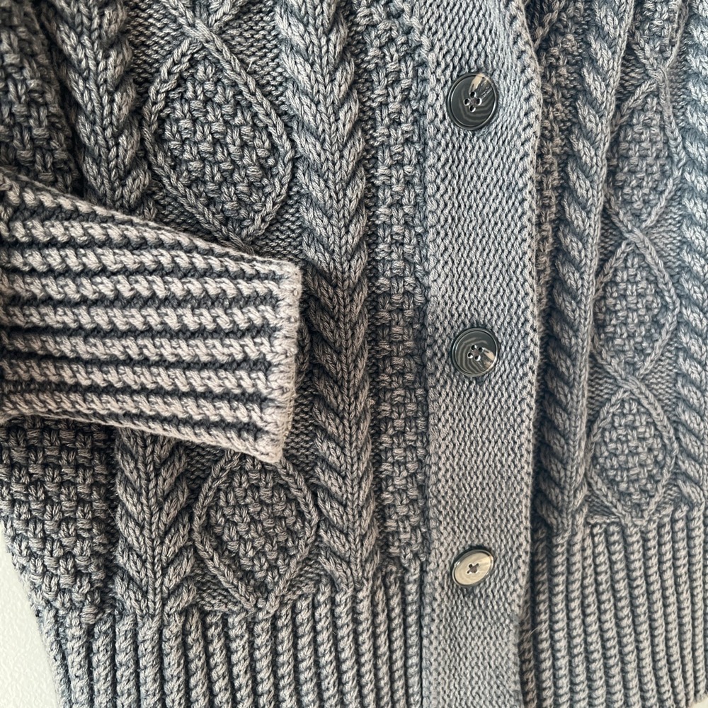 L.L. Bean Signature Heavy Cable Knit Shawl Fisherman Gray Women's Med Sweater - Picture 7 of 9